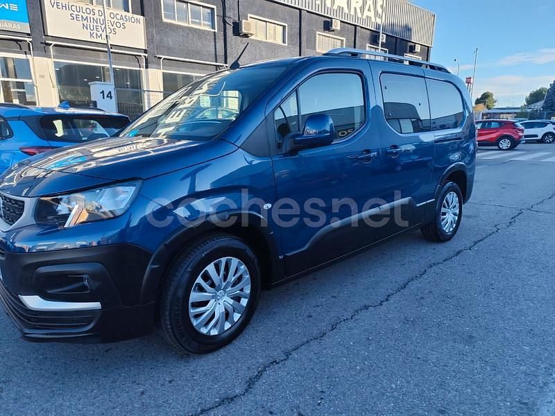 Usado Peugeot Rifter Active 130 CV (95 kW) 2019 Azul Monovolumen
