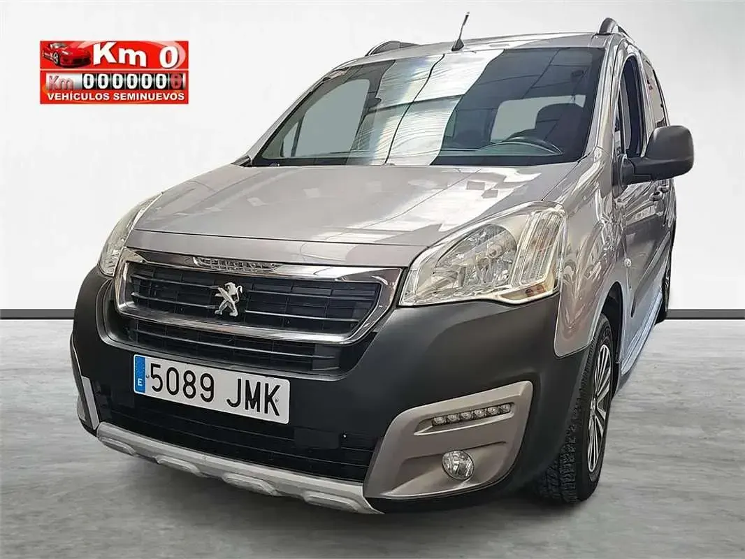 Usado Peugeot TePee Outdoor 99 CV (72 kW) 2016 Van