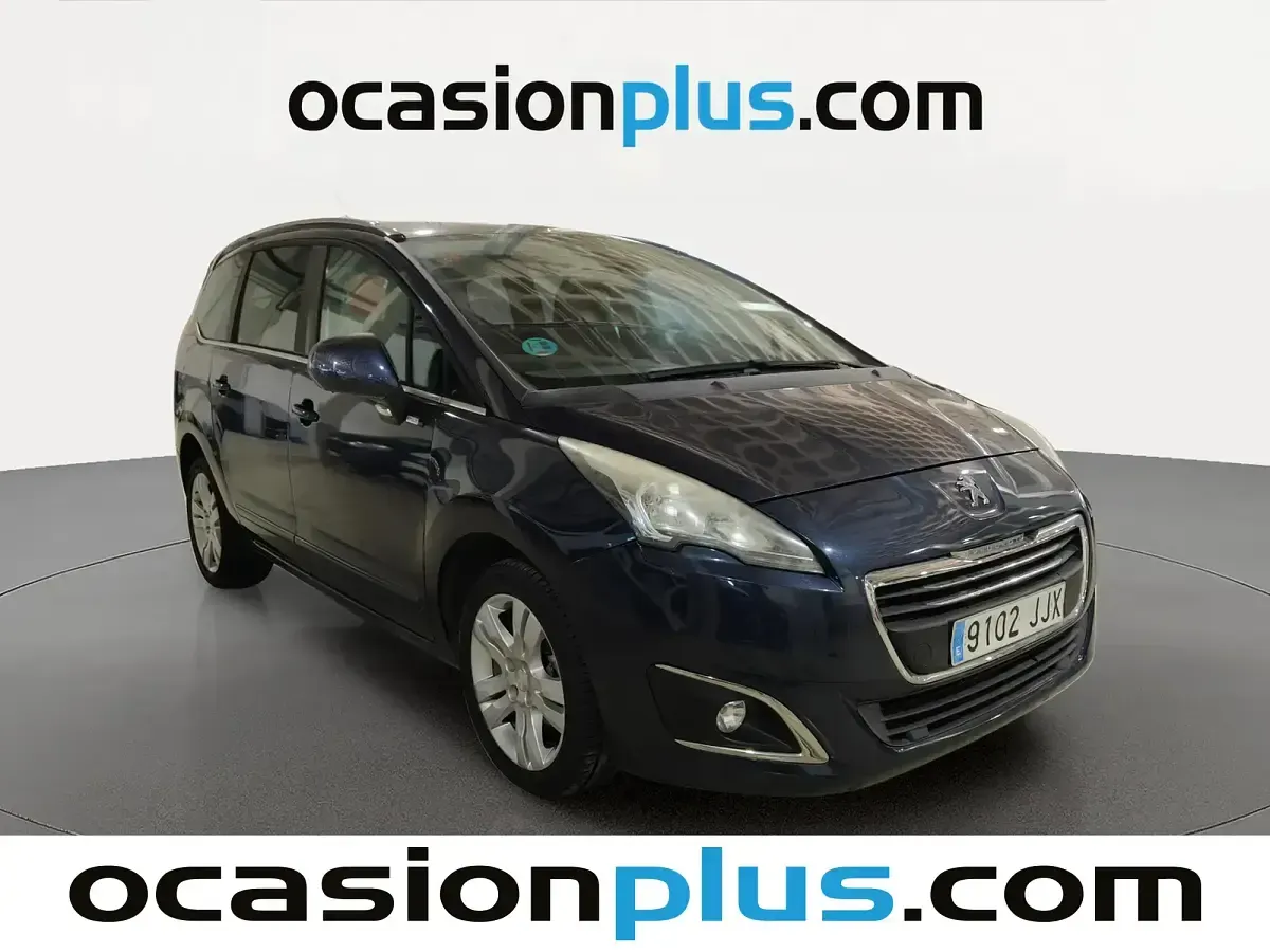Usado Peugeot 5008 Style 131 CV (96 kW) 2015 Azul Monovolumen