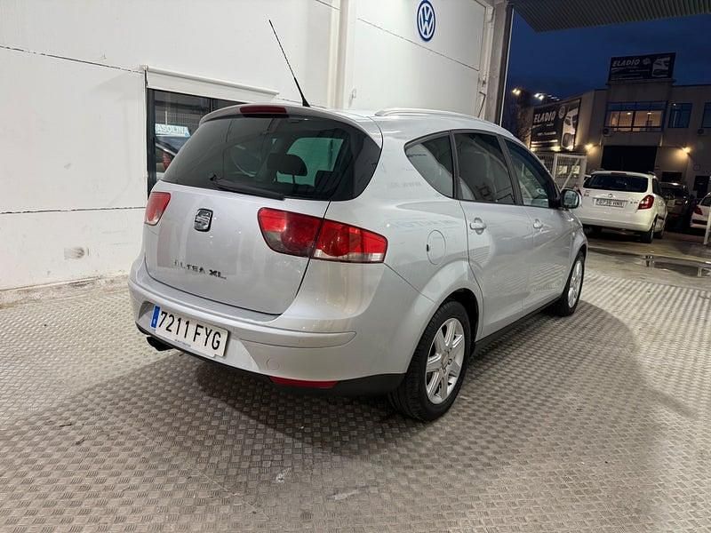 Usado Seat Altea XL Stylance 140 CV (102 kW) 2008 Gris / plata Monovolumen