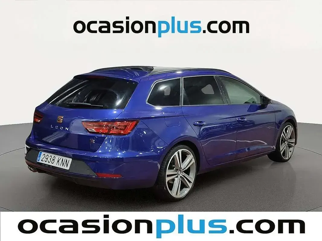 Usado Seat Leon ST FR 179 CV (131 kW) 2018 Azul Familiar