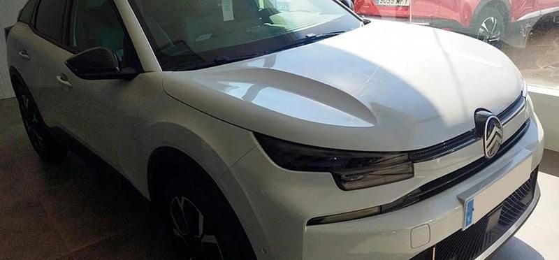 Nuevo Citroën C4 145 CV (106 kW) 2025 Blanco okenite Berlina