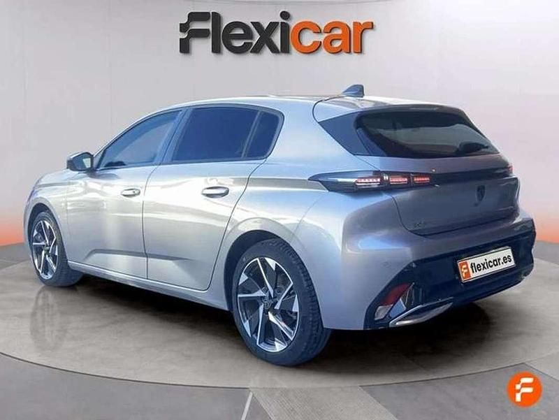 Usado Peugeot 308 Allure 131 CV (96 kW) 2024 Gris Utilitario