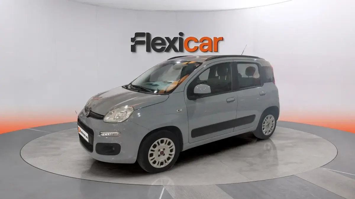 Begagnad Fiat Panda Lounge 69 HK (50 kW) 2020 Grå Halvkombi