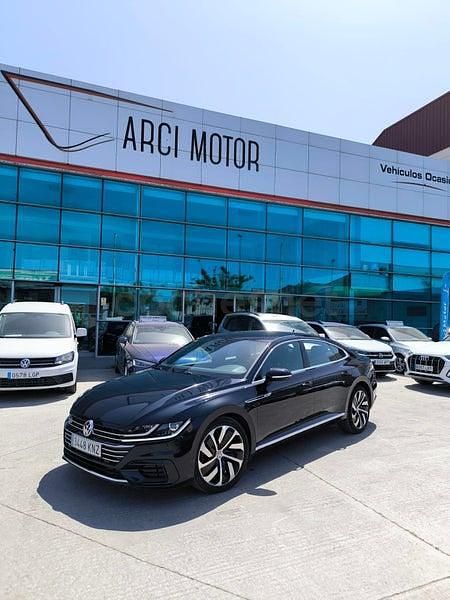 Usado VW Arteon R-line 150 CV (110 kW) 2018 Negro Utilitario