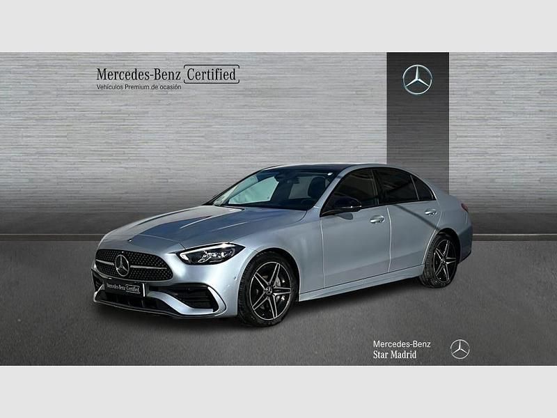 Usado Mercedes C220 AMG line 200 CV (147 kW) 2025 Otro Berlina