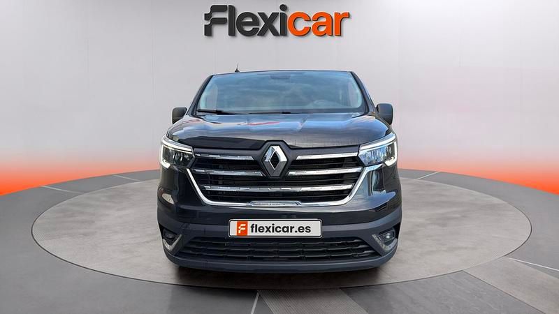 Usado Renault Trafic 110 CV (80 kW) 2023 Negro Monovolumen