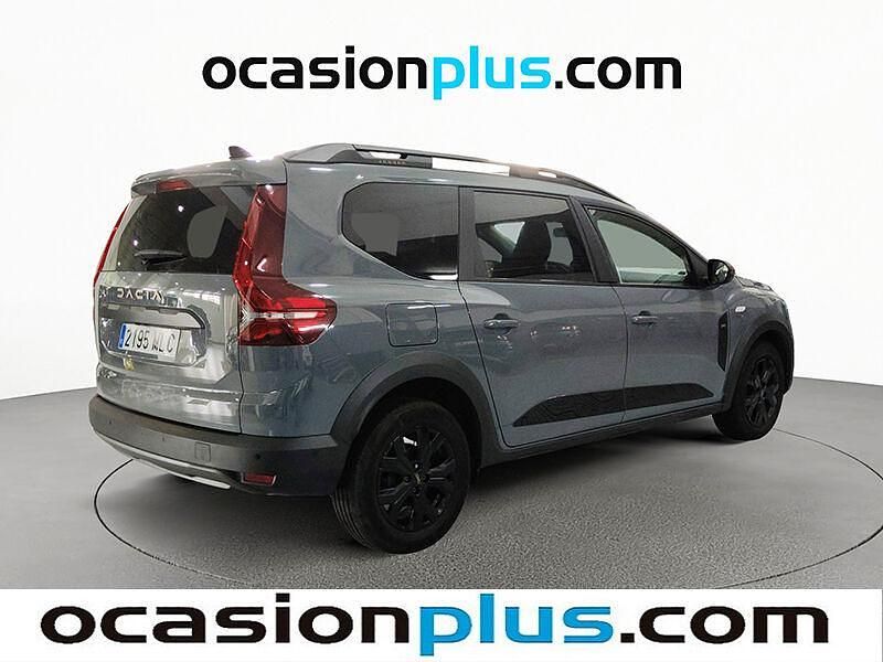 Usado Dacia Jogger Extreme 100 CV (73 kW) 2023 Gris / plata Monovolumen