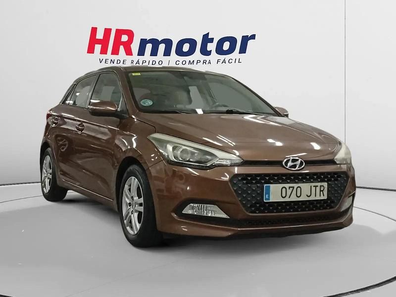 Usado 2015 Hyundai i20 | 10.070 € (Un poco caro) - Imagen 1/4