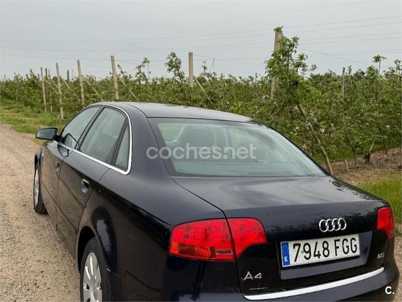 Usado Audi A4 130 CV (95 kW) 2006 Negro Berlina