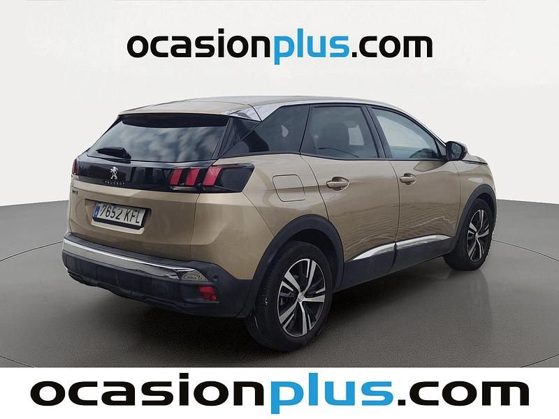 Usado Peugeot 3008 Allure 131 CV (96 kW) 2017 Beige SUV