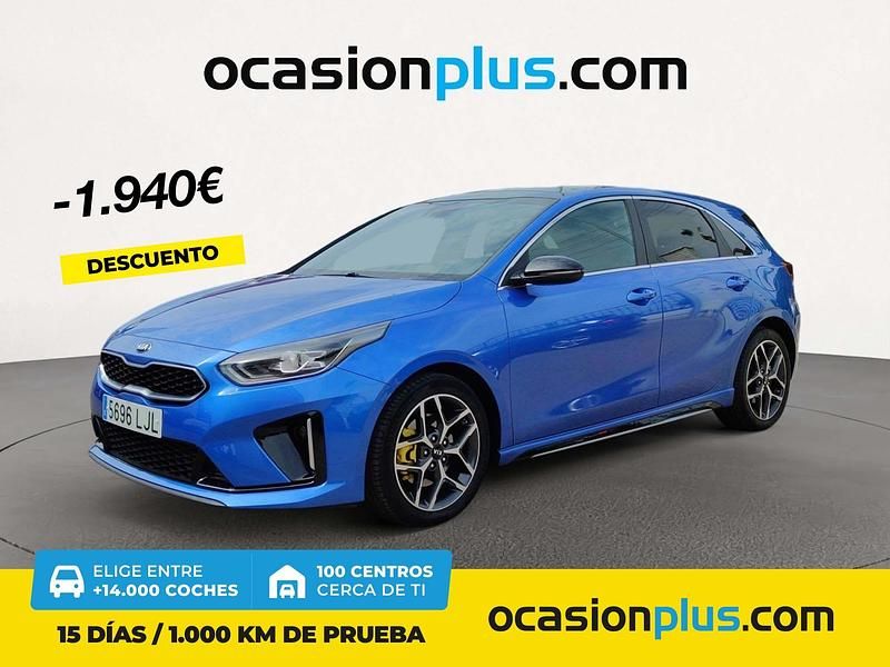Azul Usado 2020 Kia Ceed GT GT-Line Berlina | 21.350 € (Caro) - Imagen 1/4