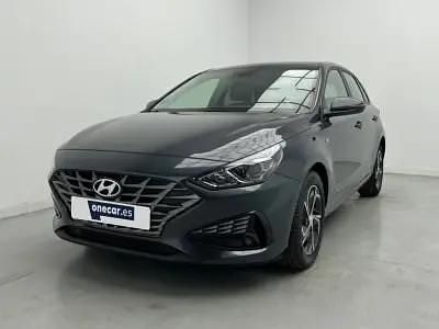 Gris dark knight yg7 Usado 2021 Hyundai i30 Berlina | 17.290 € (Precio justo) - Imagen 1/1