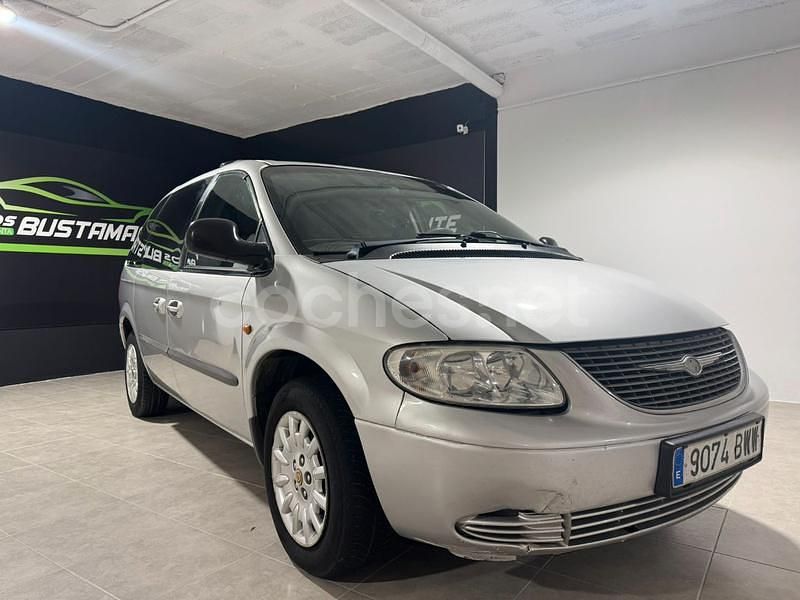 Usado Chrysler Grand Voyager 150 CV (110 kW) 2002 Gris / plata Monovolumen