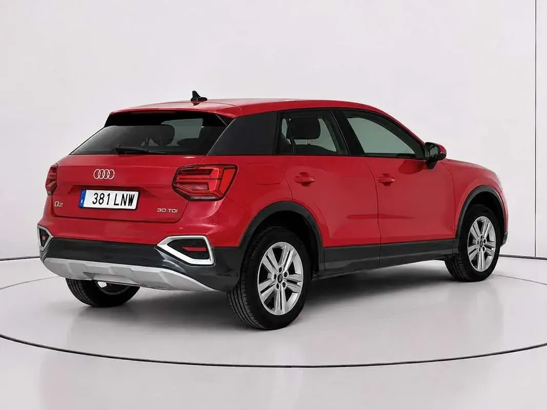 Usado Audi Q2 Advanced 116 CV (85 kW) 2021 Rojo SUV