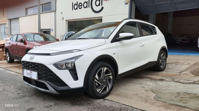 Blanco Usado 2023 Hyundai Bayon SUV | 16.490 € (Un poco caro) - Imagen 1/4