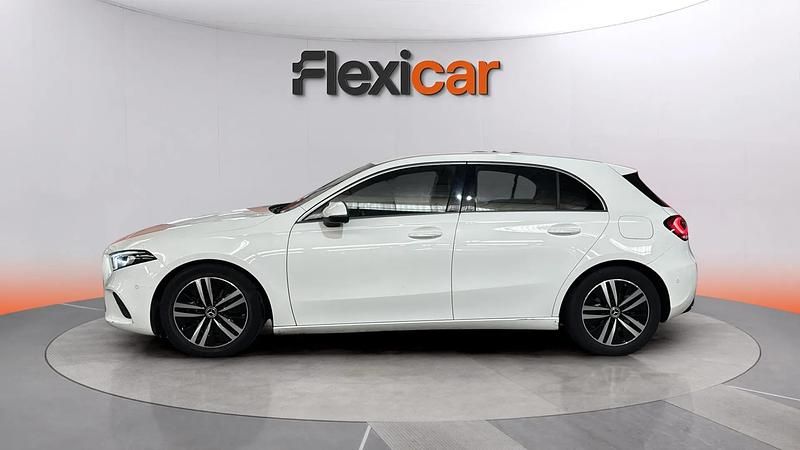 Usado Mercedes A180 116 CV (85 kW) 2022 Blanco Utilitario