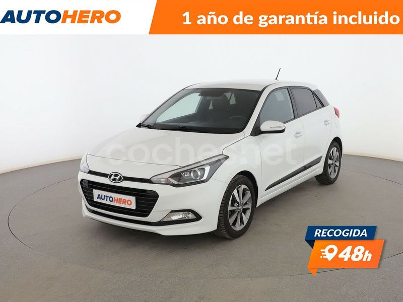 Blanco Usado 2017 Hyundai i20 Berlina | 12.299 € (Precio justo) - Imagen 1/3
