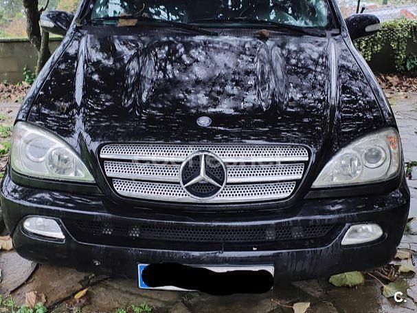 Usado Mercedes ML270 Edition 163 CV (119 kW) 2005 Negro SUV