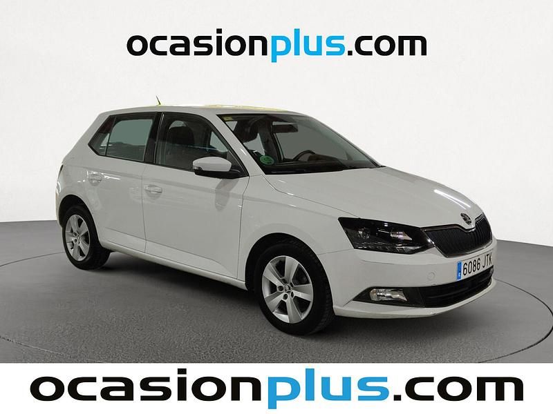 Usado Skoda Fabia 90 CV (66 kW) 2016 Blanco Utilitario