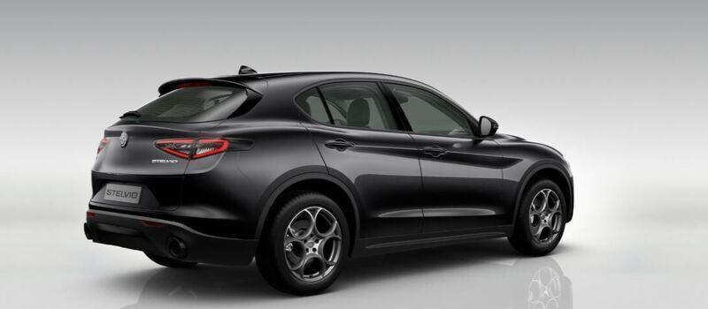 Usado Alfa Romeo Stelvio Sprint 160 CV (117 kW) 2023 Negro SUV