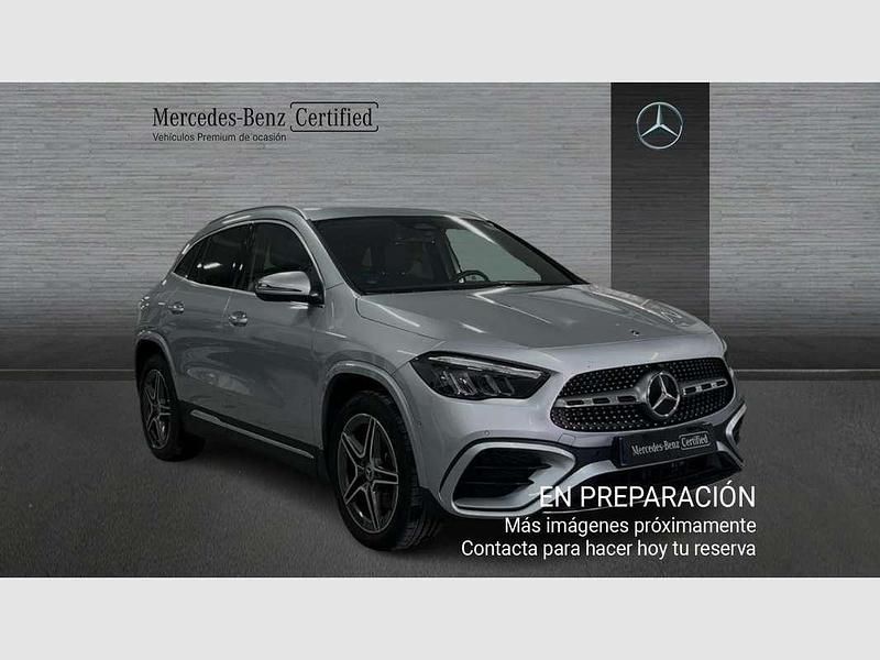 Usado Mercedes GLA250 218 CV (160 kW) 2025 SUV