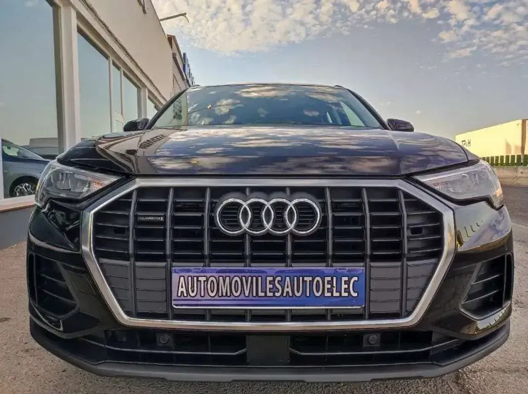 Usado Audi Q3 150 CV (110 kW) 2019 Negro SUV