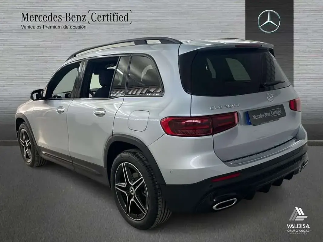 Usado Mercedes GLB200 150 CV (110 kW) 2026 SUV
