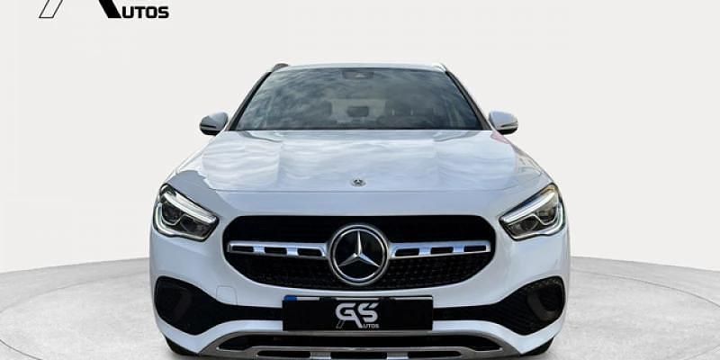 Begagnad Mercedes GLA200 150 HK (110 kW) 2023 Vit SUV