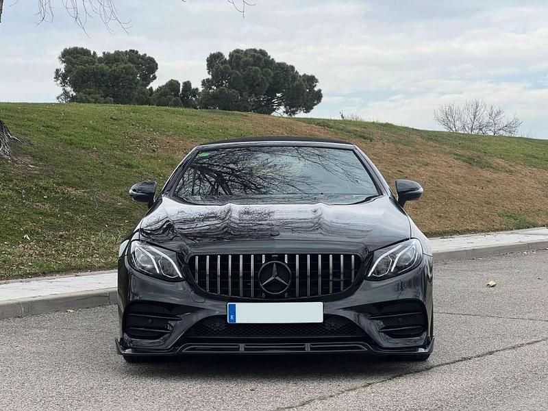 Usado Mercedes E300 245 CV (180 kW) 2017 Negro Descapotable
