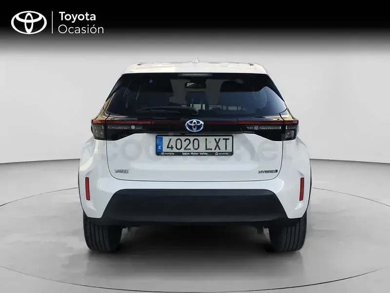Usado Toyota Yaris Cross Active 116 CV (85 kW) 2022 Blanco SUV