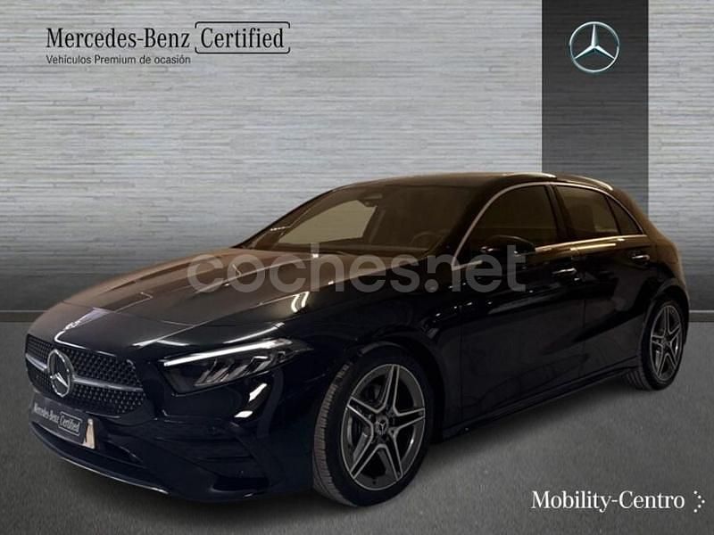 Usado Mercedes A200 AMG line 150 CV (110 kW) 2024 Negro noche Berlina