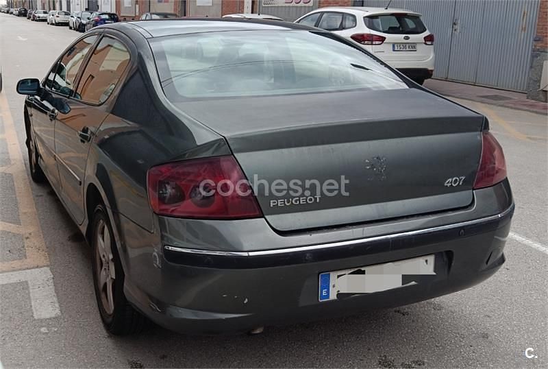 Usado Peugeot 407 136 CV (100 kW) 2006 Verde Berlina