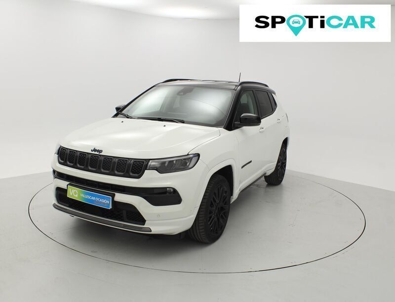 Negro Usado 2022 Jeep Compass Trailhawk SUV | 31.900 € (Caro) - Imagen 1/4