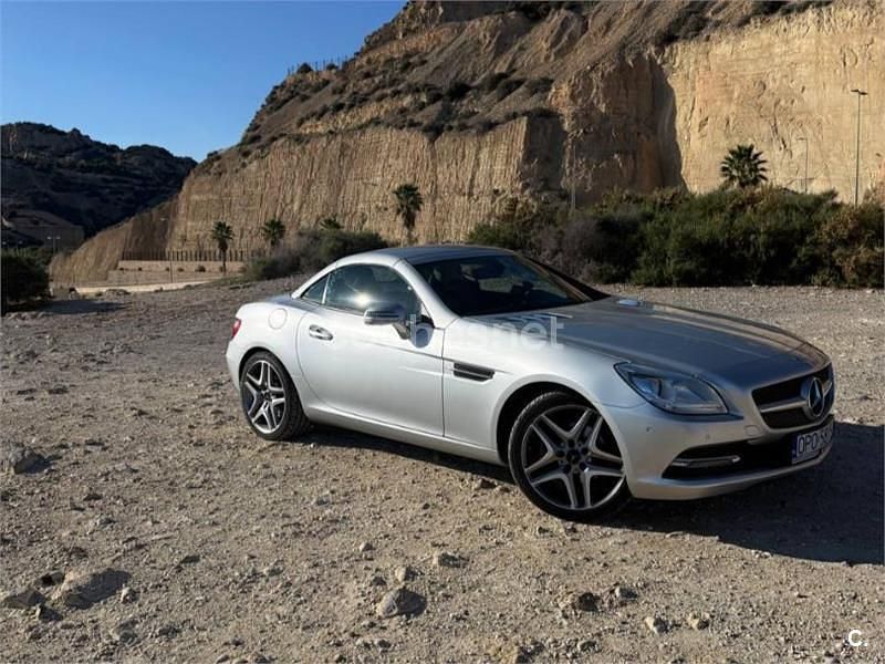 Usado Mercedes SLK200 184 CV (135 kW) 2012 Negro Descapotable