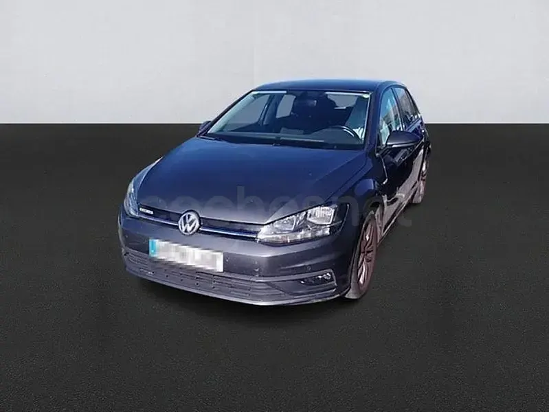 Usado VW Golf VIII Edition 131 CV (96 kW) 2020 Gris Utilitario