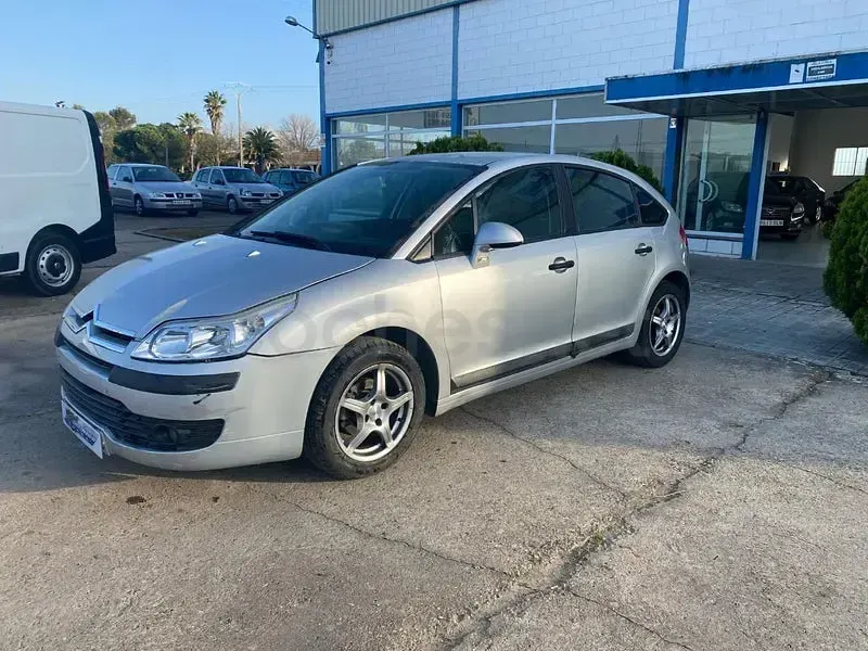 Käytetty Citroën C4 92 HP (67 kW) 2005 Harmaa Sedan