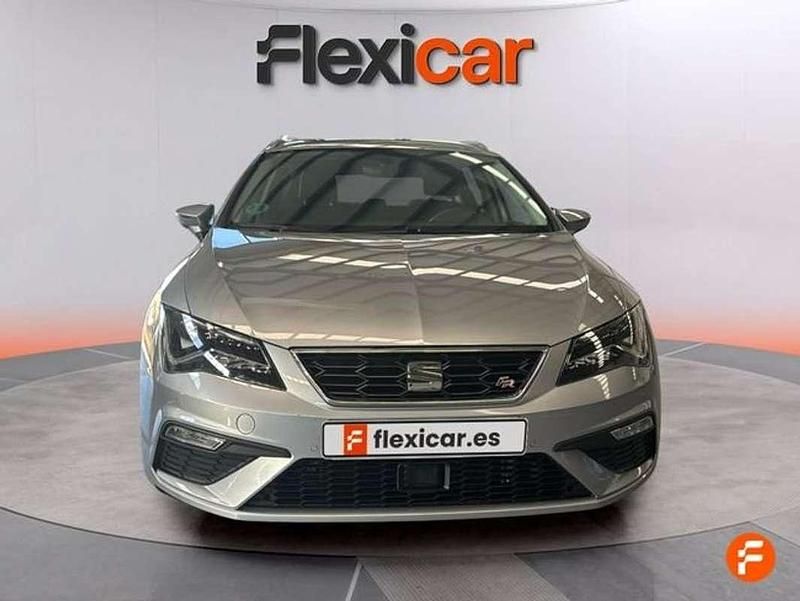 Usado Seat Leon ST FR 150 CV (110 kW) 2019 Gris Familiar