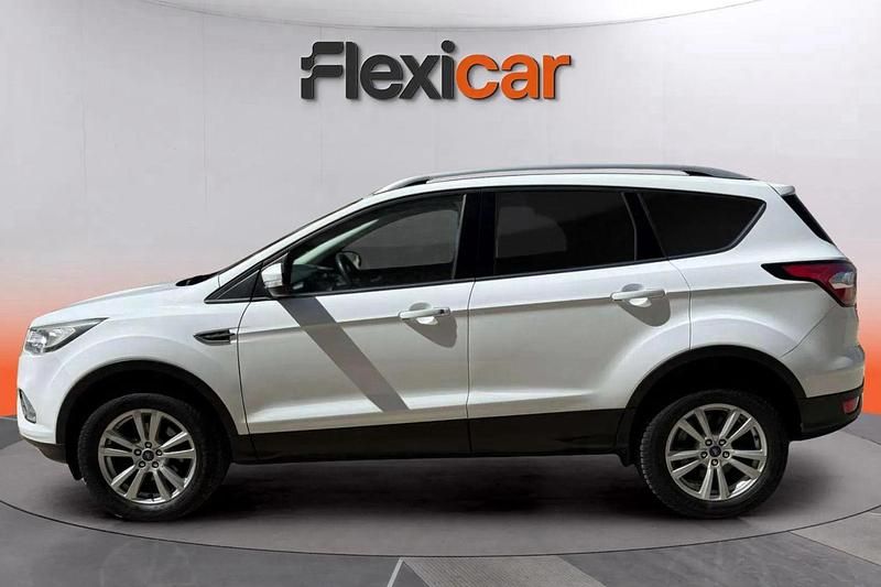 Usado Ford Kuga Trend+ 120 CV (88 kW) 2019 Blanco SUV