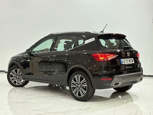 Usado Seat Arona FR 116 CV (85 kW) 2024 Negro SUV