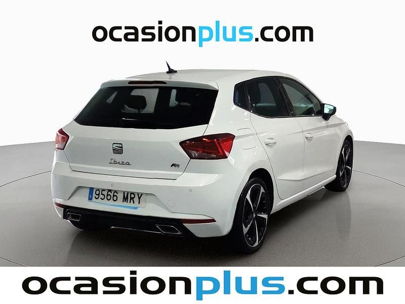 Usado Seat Ibiza FR 150 CV (110 kW) 2024 Blanco Utilitario