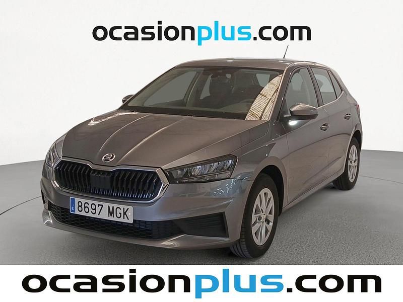 Gris Usado 2023 Skoda Fabia Ambition Utilitario | 16.810 € (Un poco caro) - Imagen 1/4