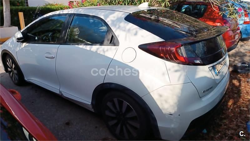 Blanco Usado 2015 Honda Civic Elegance Berlina | 8800 € (Super precio) - Imagen 1/2