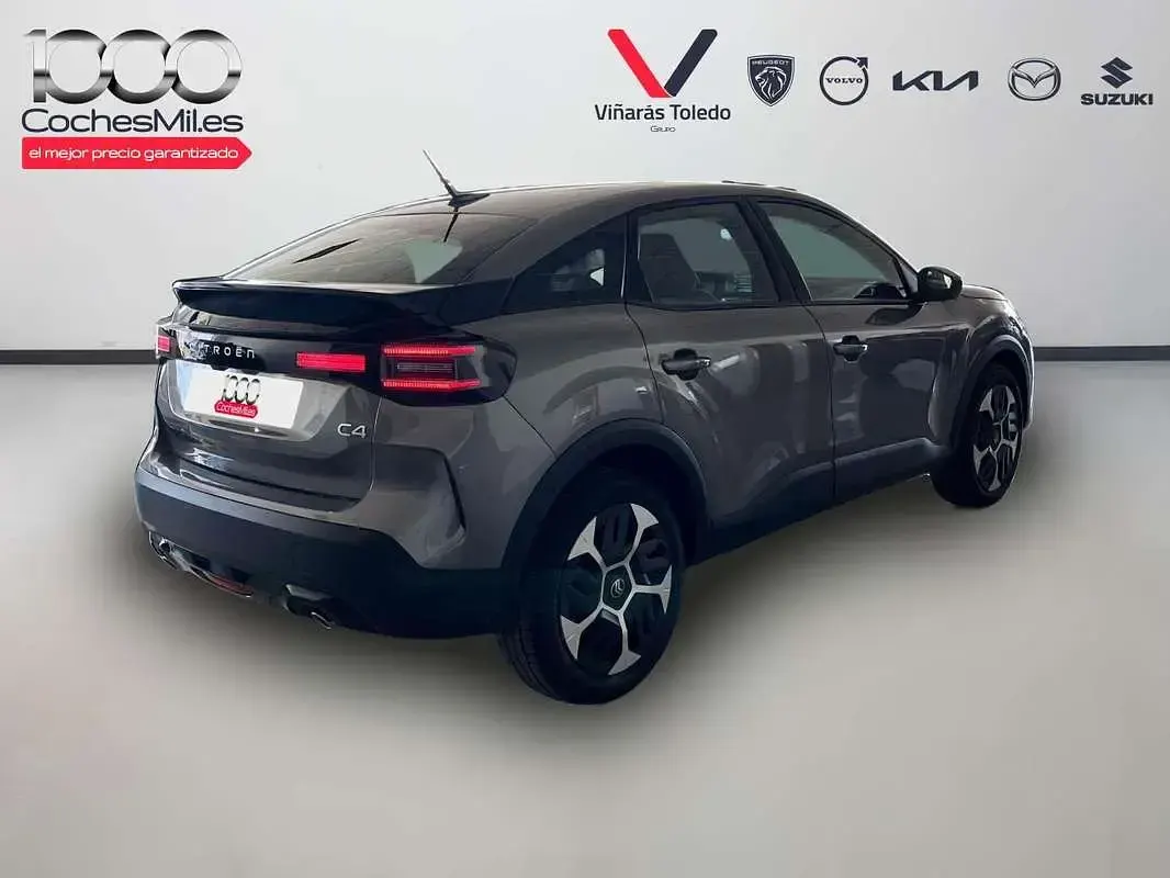 Usado Citroën C4 136 CV (100 kW) 2025 Gris SUV