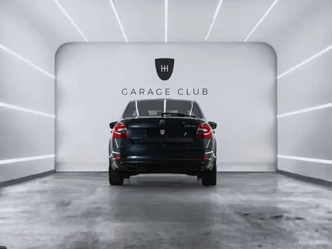 Usado Skoda Octavia 116 CV (85 kW) 2019 Gris Familiar