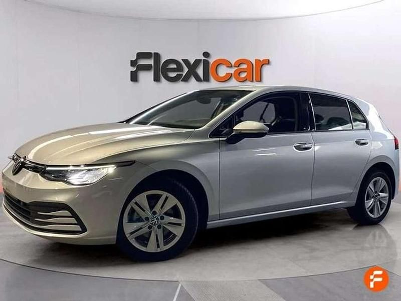 Usado VW Golf VIII 116 CV (85 kW) 2022 Gris Utilitario