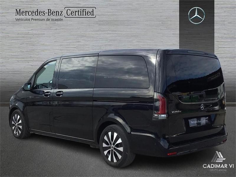 Usado Mercedes V250 Style 190 CV (139 kW) 2024 Negro Monovolumen