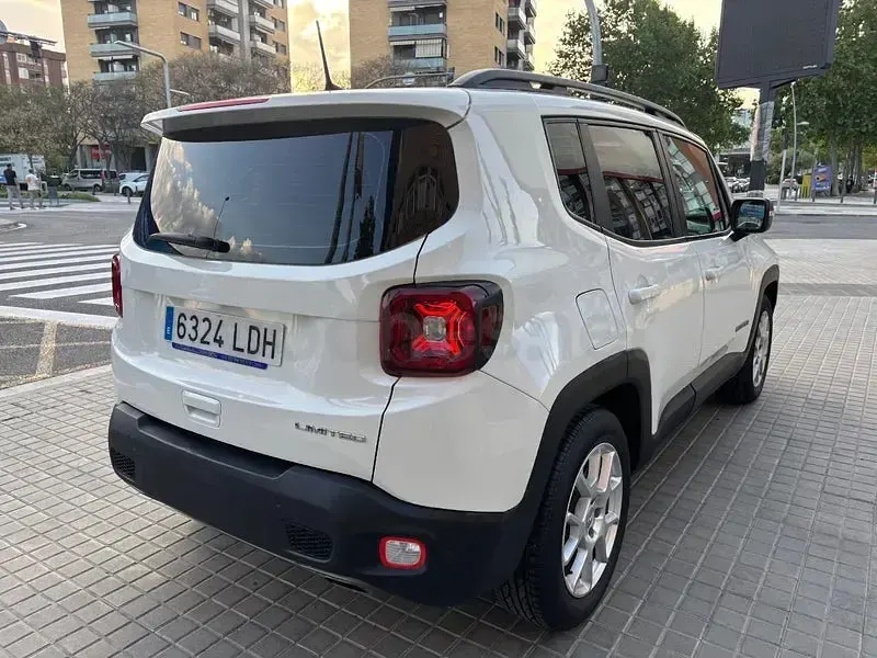 Usado Jeep Renegade Limited 120 CV (88 kW) 2019 Blanco SUV