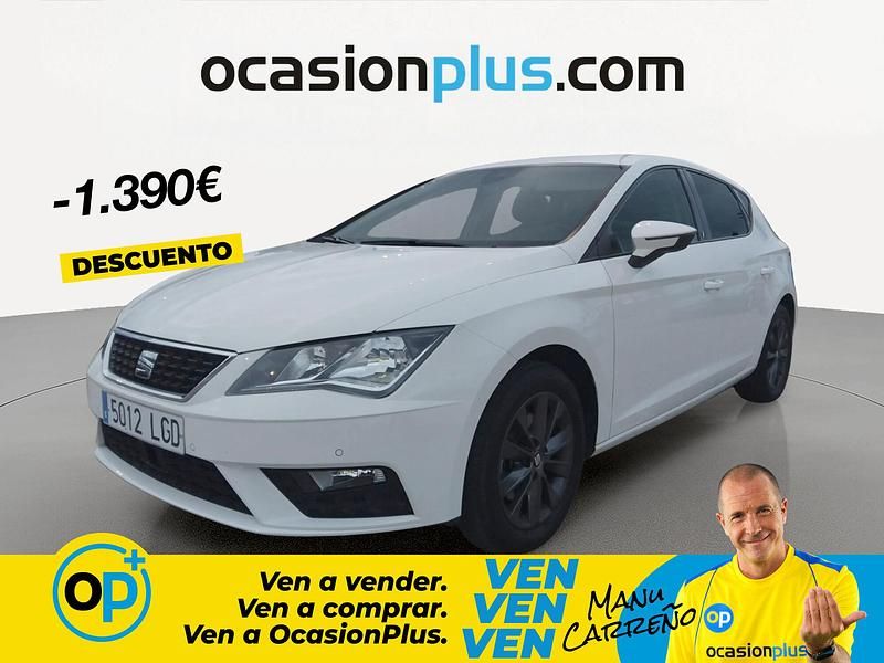 Usado Seat Leon Style 130 CV (95 kW) 2020 Blanco