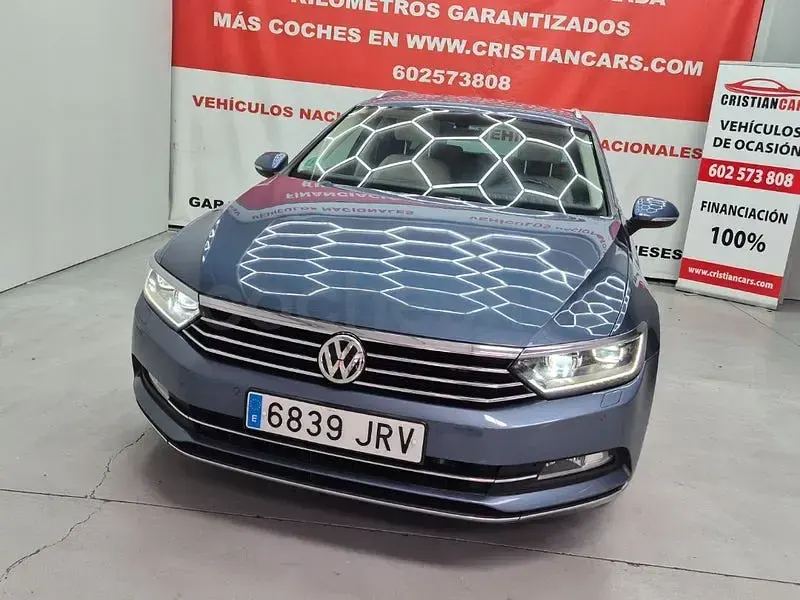 Usado VW Passat Sportline 190 CV (139 kW) 2016 Azul Familiar